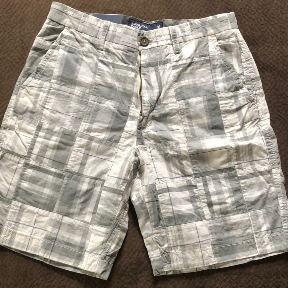 AE Men’s Shorts nwt